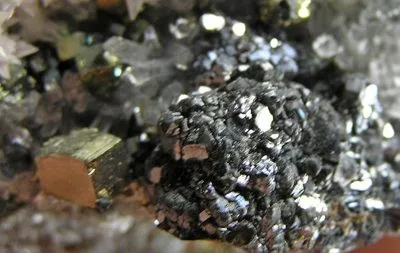 Calcite, Pyrite, Sphalerite - image 4