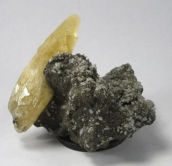 Calcite, Quartz image