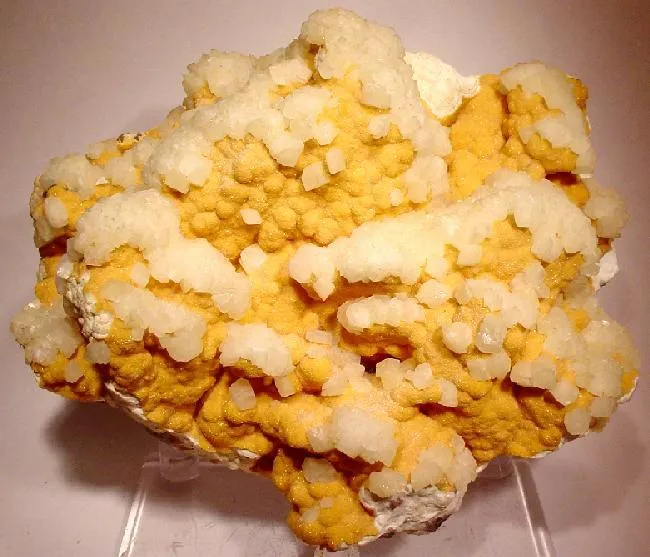 Calcite, Smithsonite image