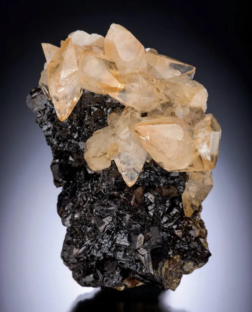 Calcite, Sphalerite image