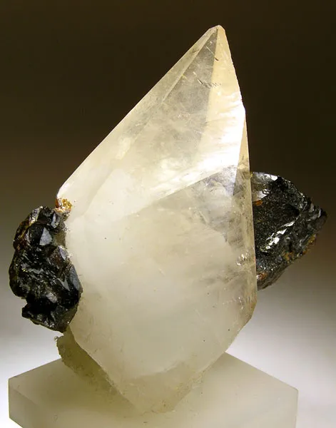 Calcite, Sphalerite image