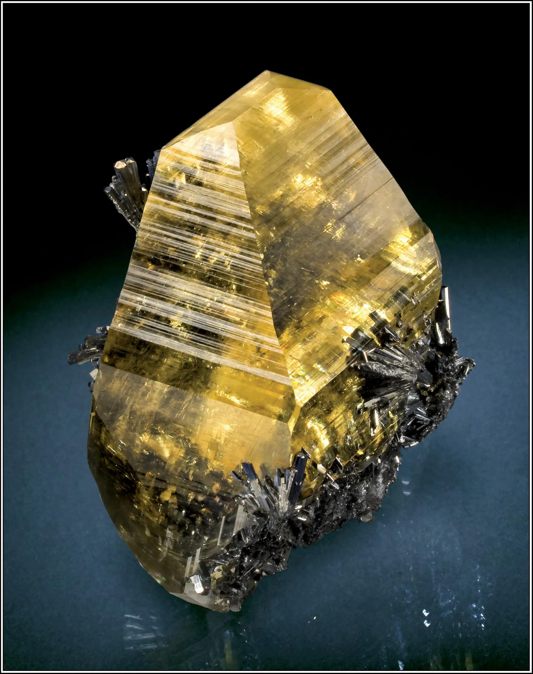 Calcite, Stibnite - image 1