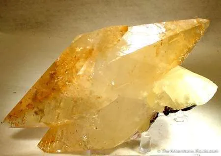 Calcite Twin - image 2
