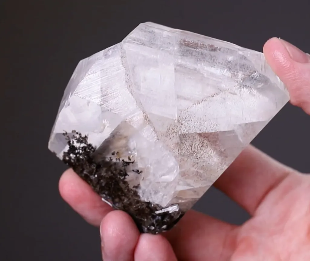 Calcite Twin - image 2