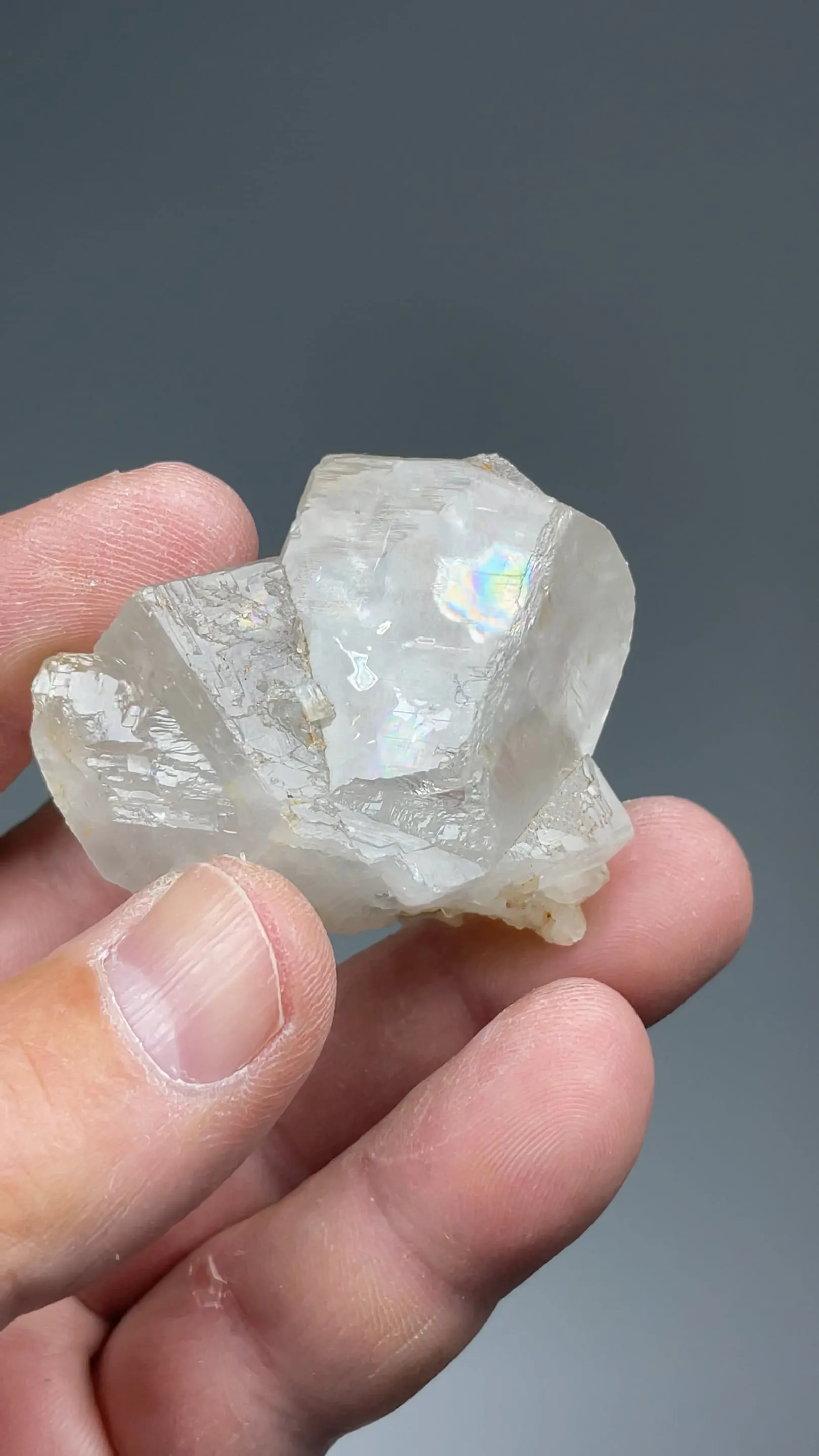 Calcite (twin) - image 2