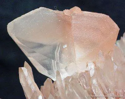 Calcite Twin on Calcite - image 1