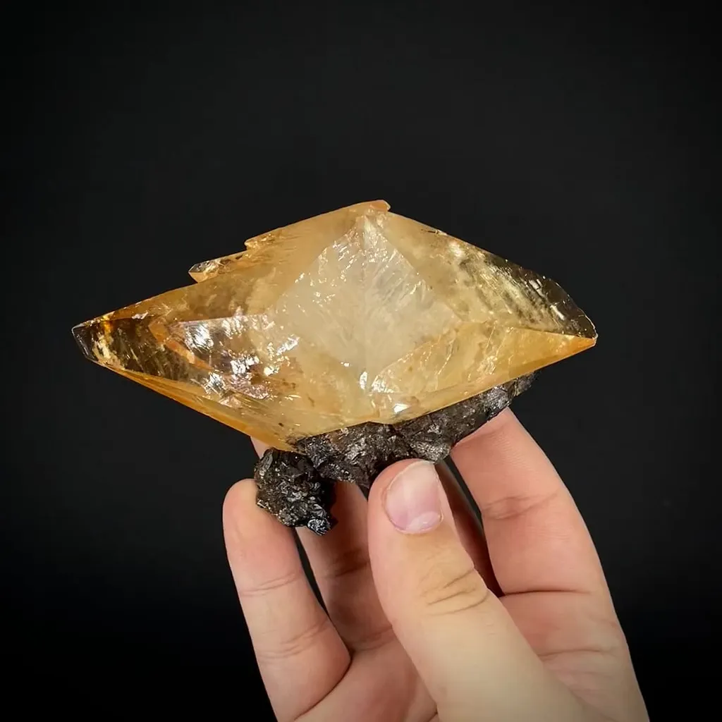 Calcite (twin) on Sphalerite - image 2
