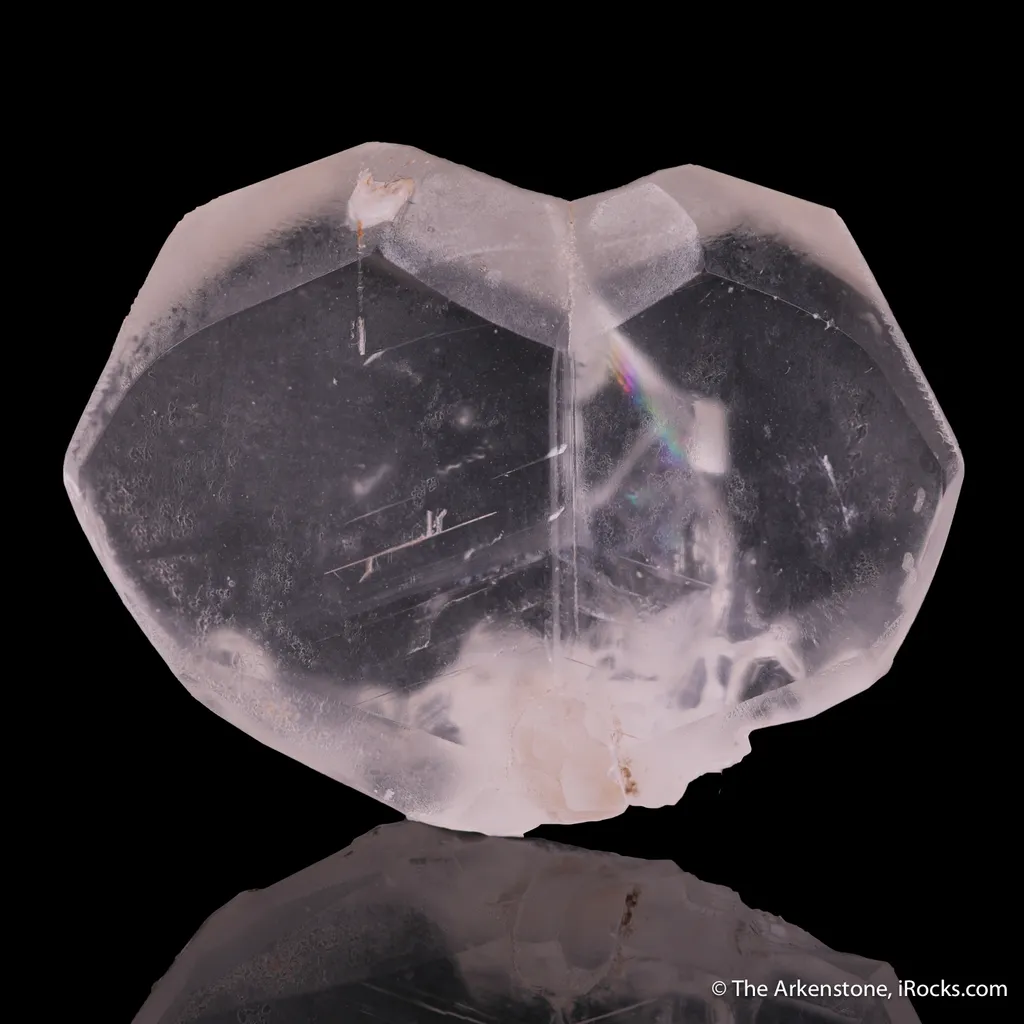 Calcite (Twinned) image