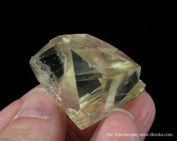 Calcite (Twinned) - image 3