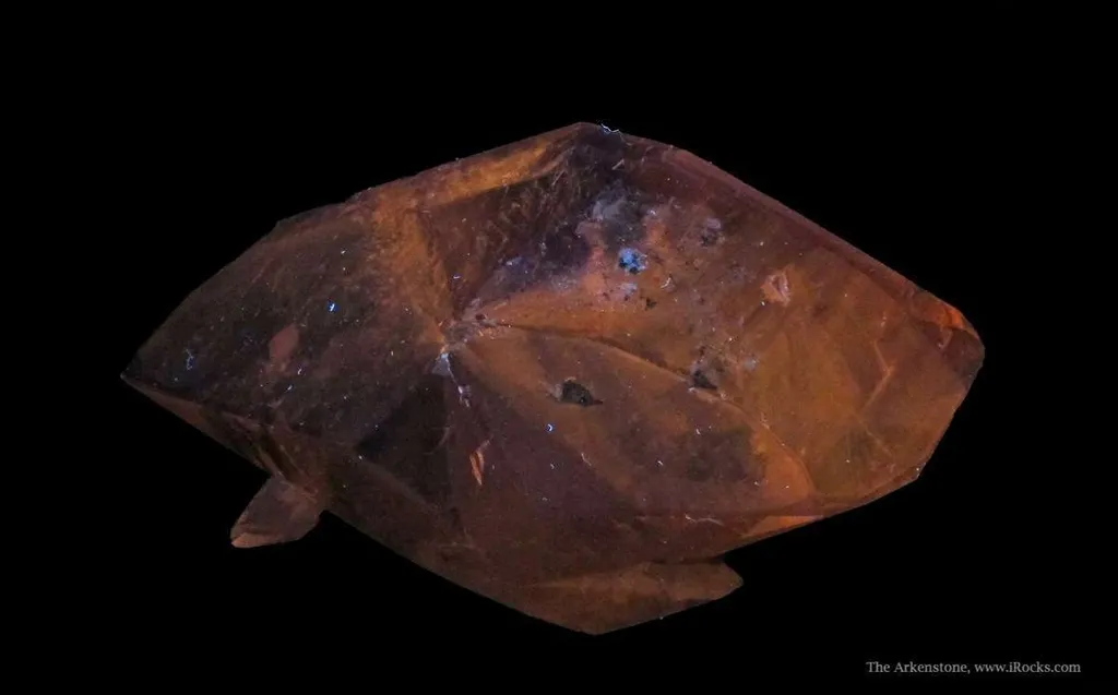 Calcite (Twinned) - image 5