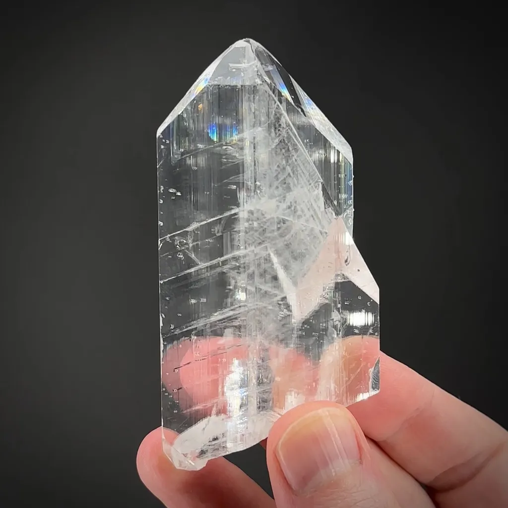 Calcite (twinned) image
