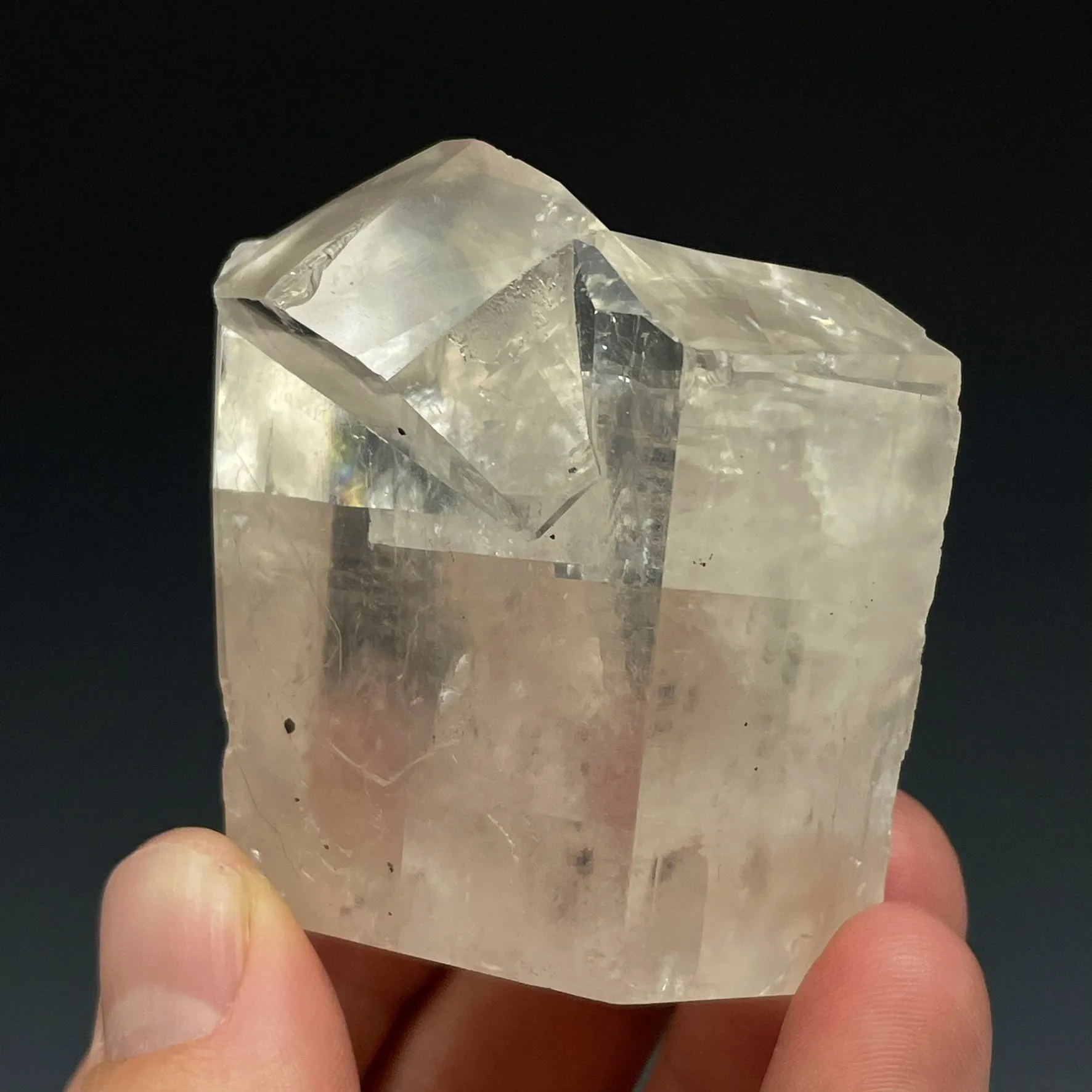 Calcite Twinned - image 4