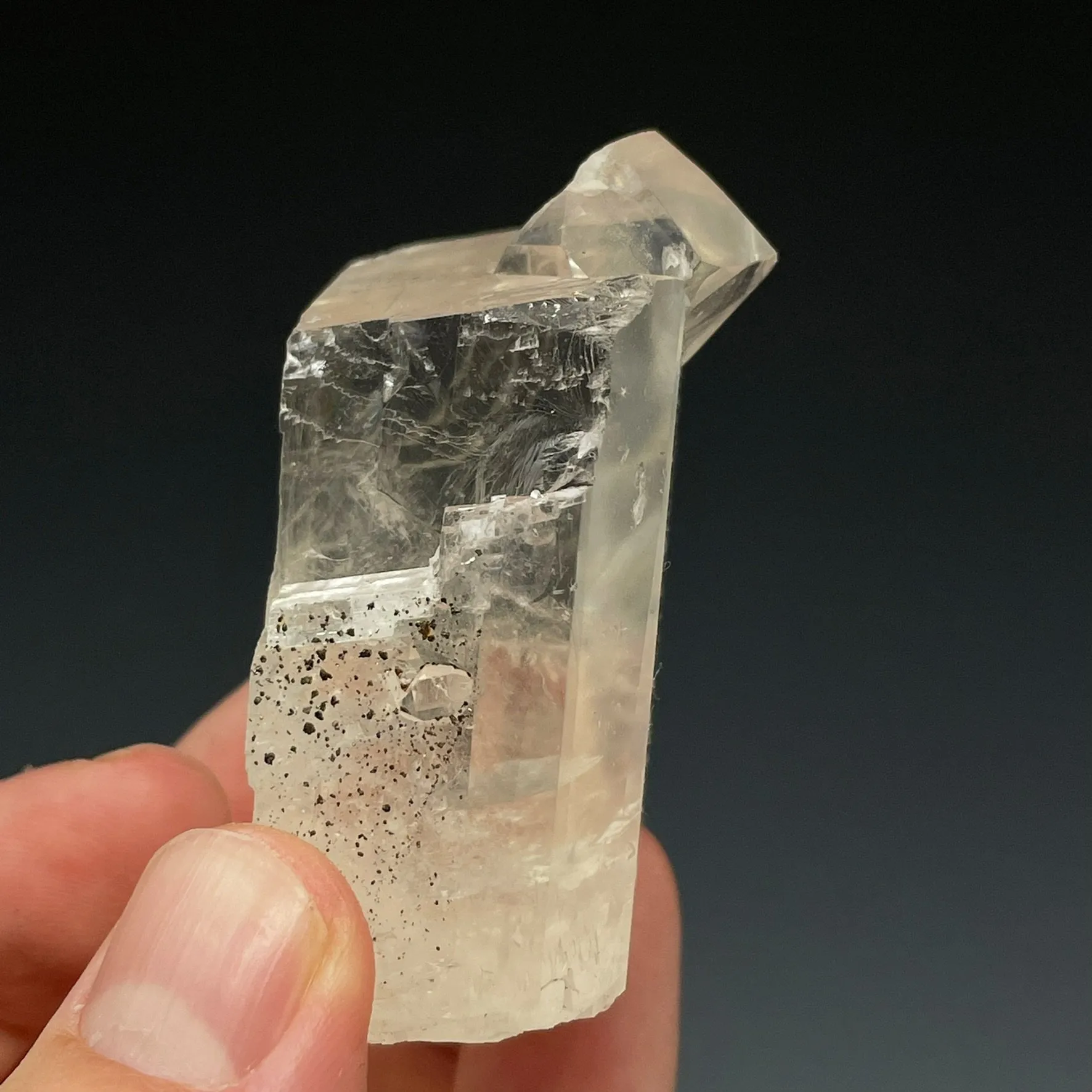 Calcite Twinned - image 3