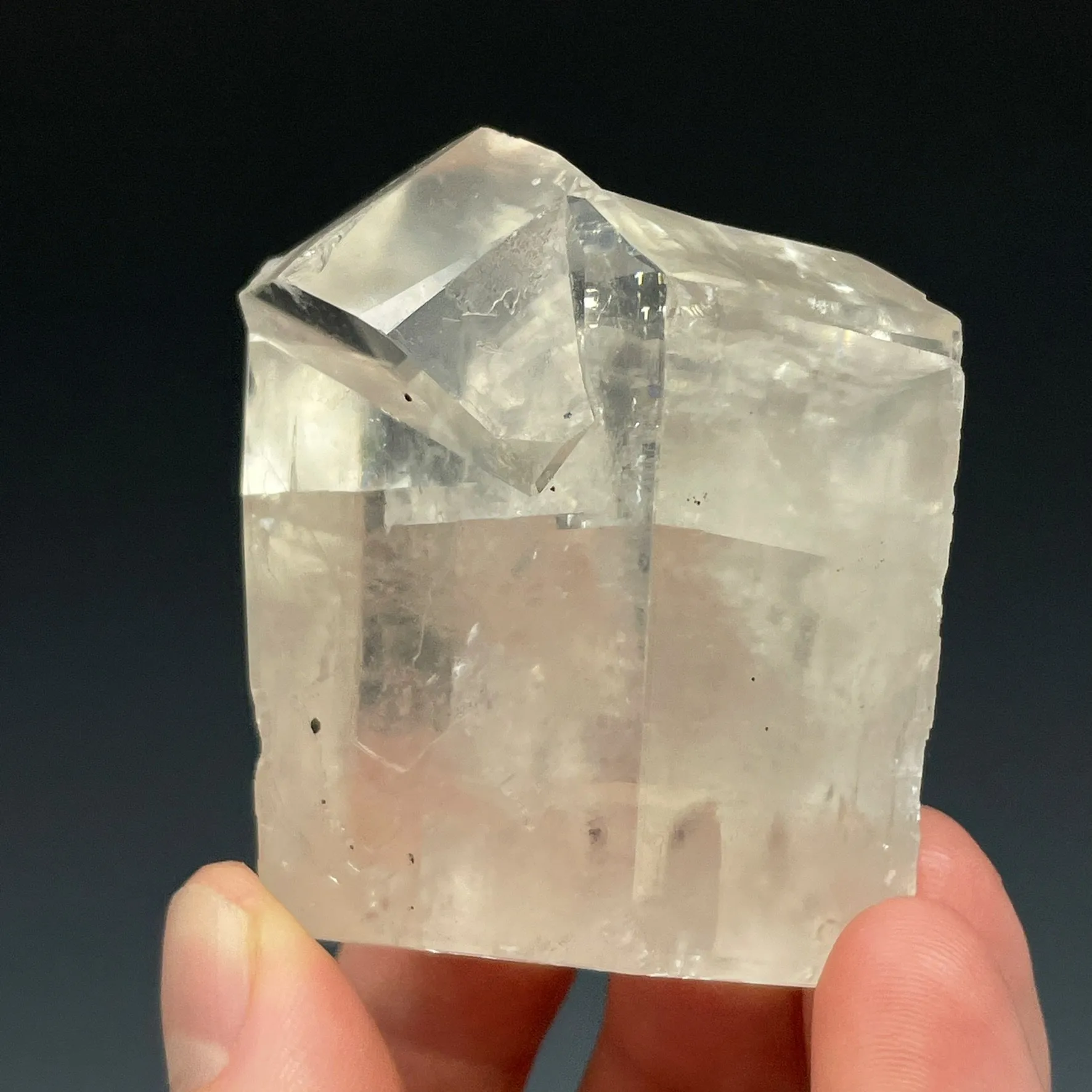 Calcite Twinned - image 2