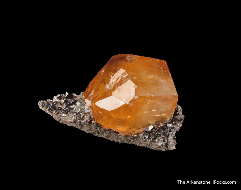 Calcite (twinned) with Sphalerite image