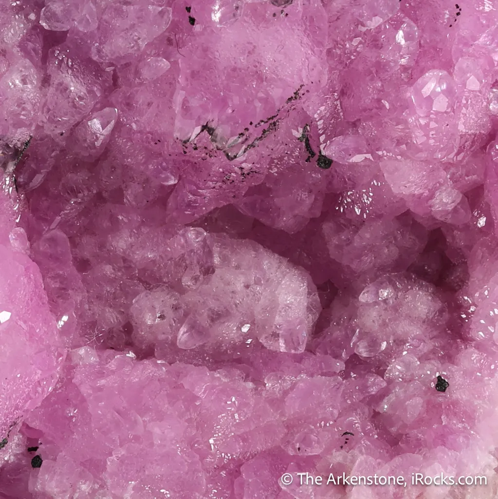 Calcite var. Cobalt-bearing - image 4
