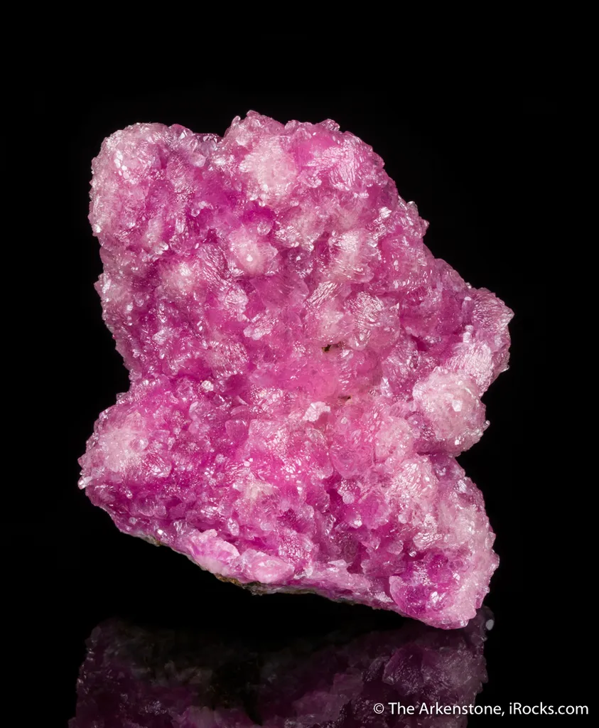 Calcite var. Cobaltoan image