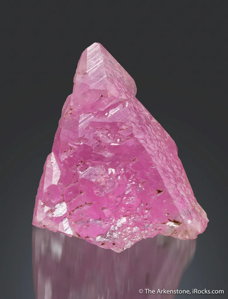 Calcite var. Cobaltoan image