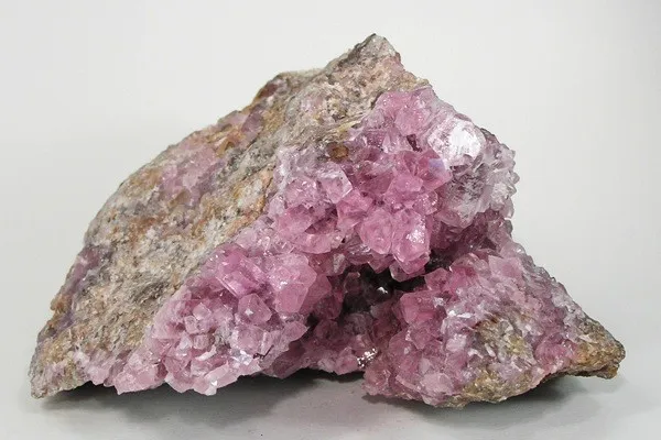 Calcite (Var: Cobaltoan Calcite) image