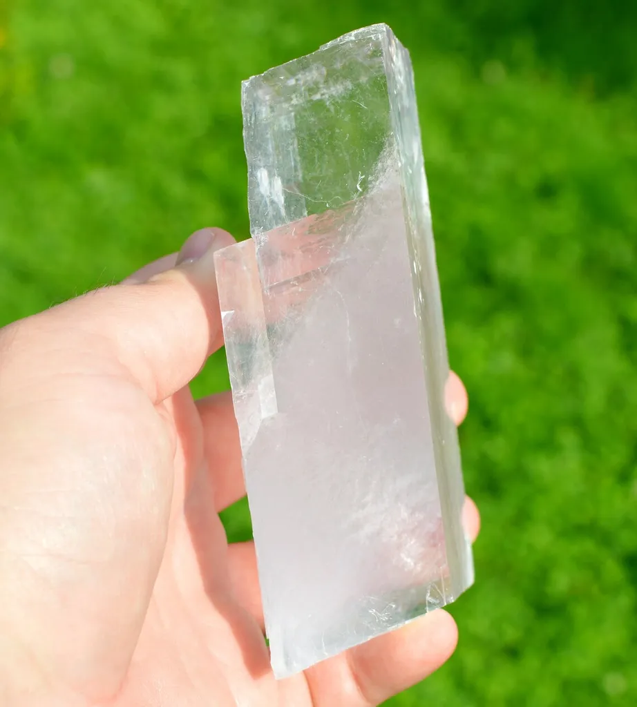 Calcite var. Iceland Spar 771 grams - Mahajanga Province, Madagascar - image 5