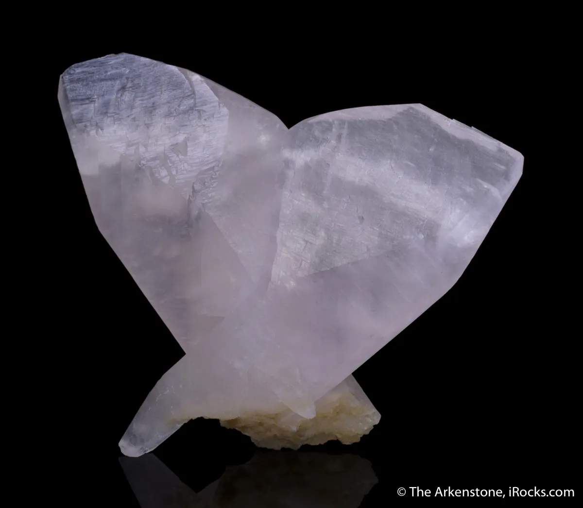 Calcite var. Manganoan (butterfly-twinned) - image 4