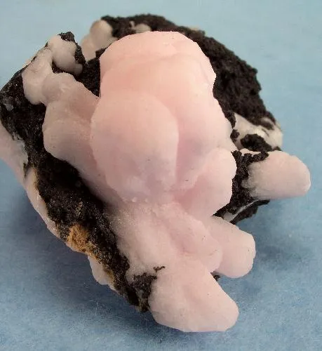 Calcite (Var: Manganoan Calcite) image