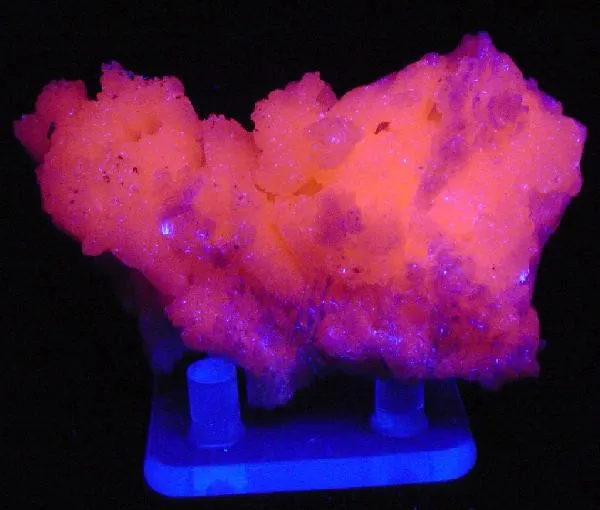 Calcite (Var: Manganoan Calcite) - image 2