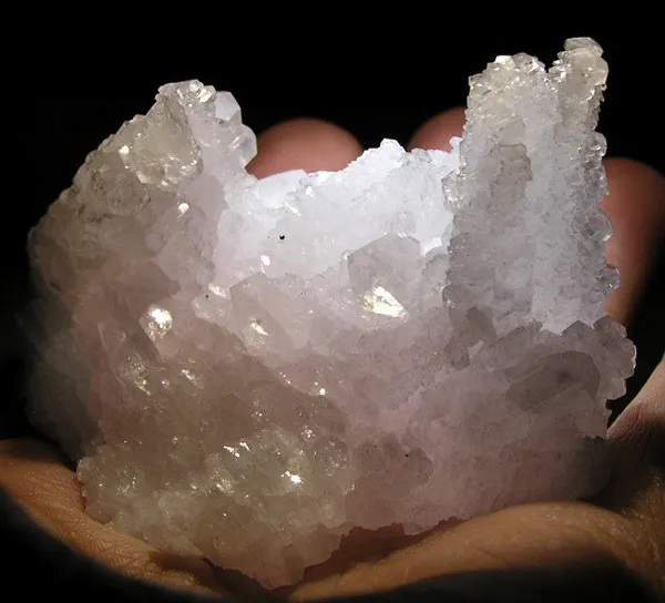 Calcite (Var: Manganoan Calcite) image