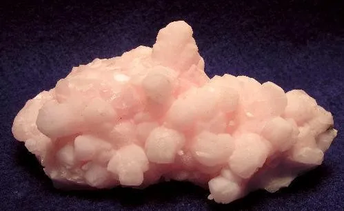 Calcite (Var: Manganoan Calcite) image