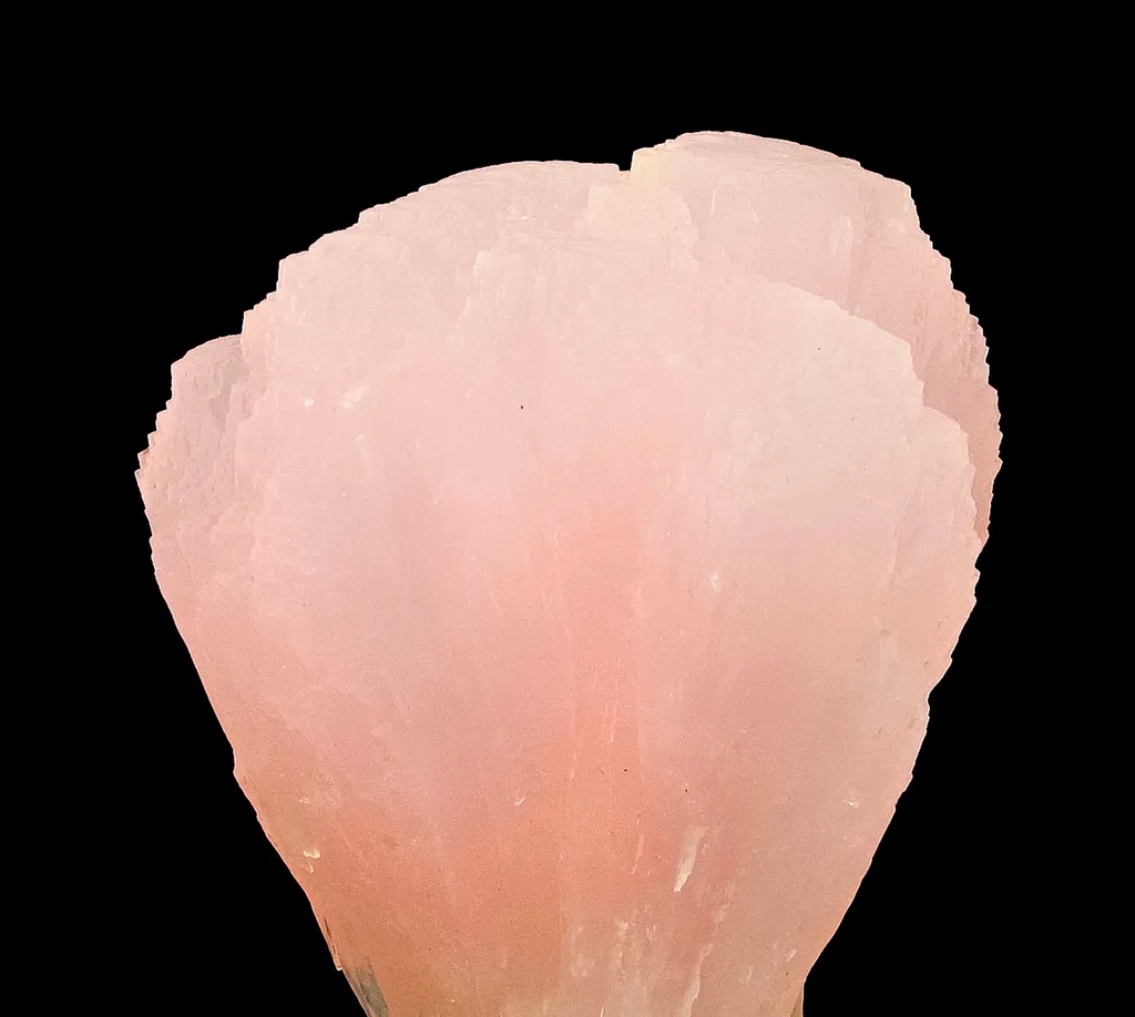 Calcite Var. Manganoan - image 2