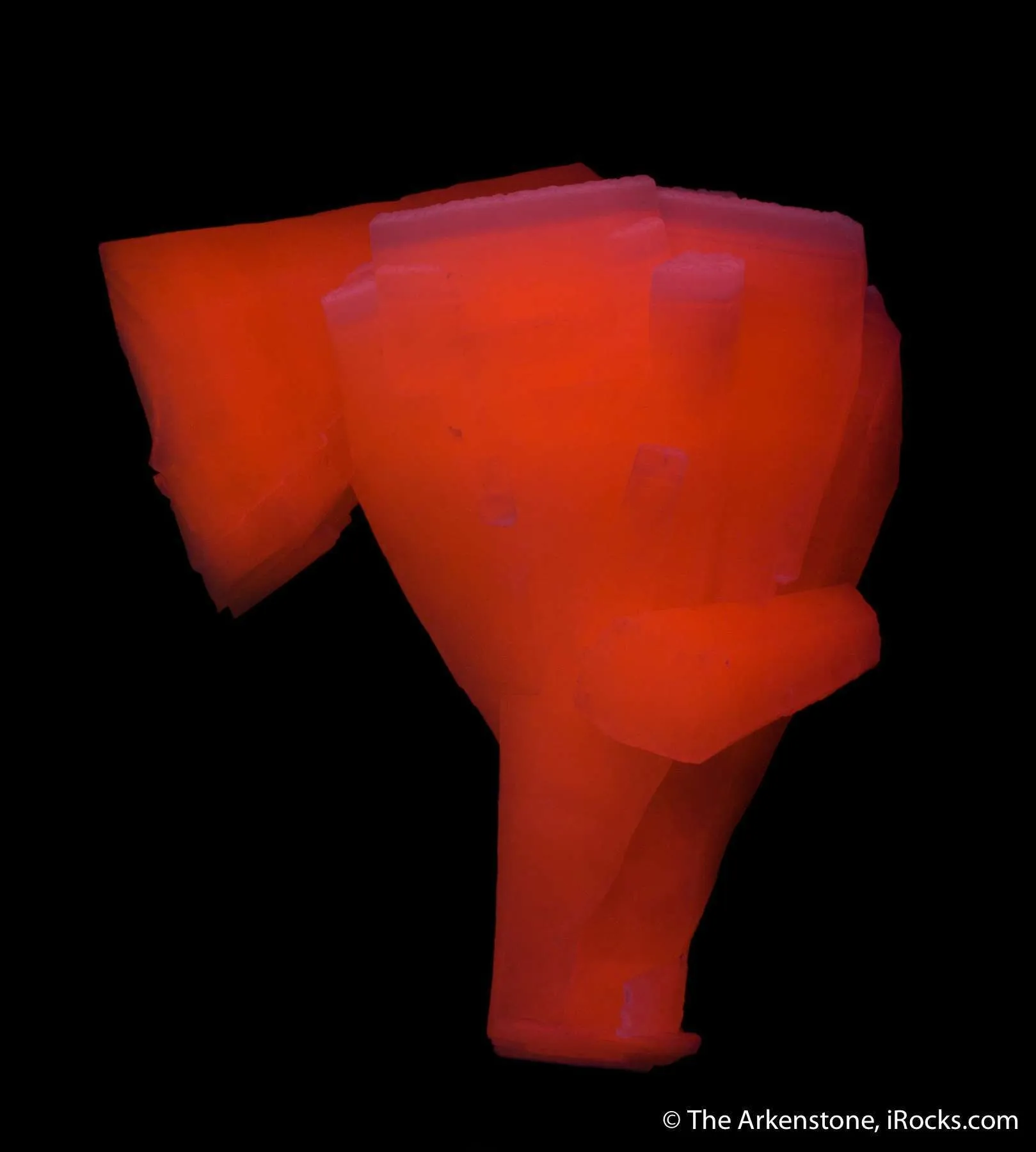 Calcite var. Manganoan (fluorescent) - image 3