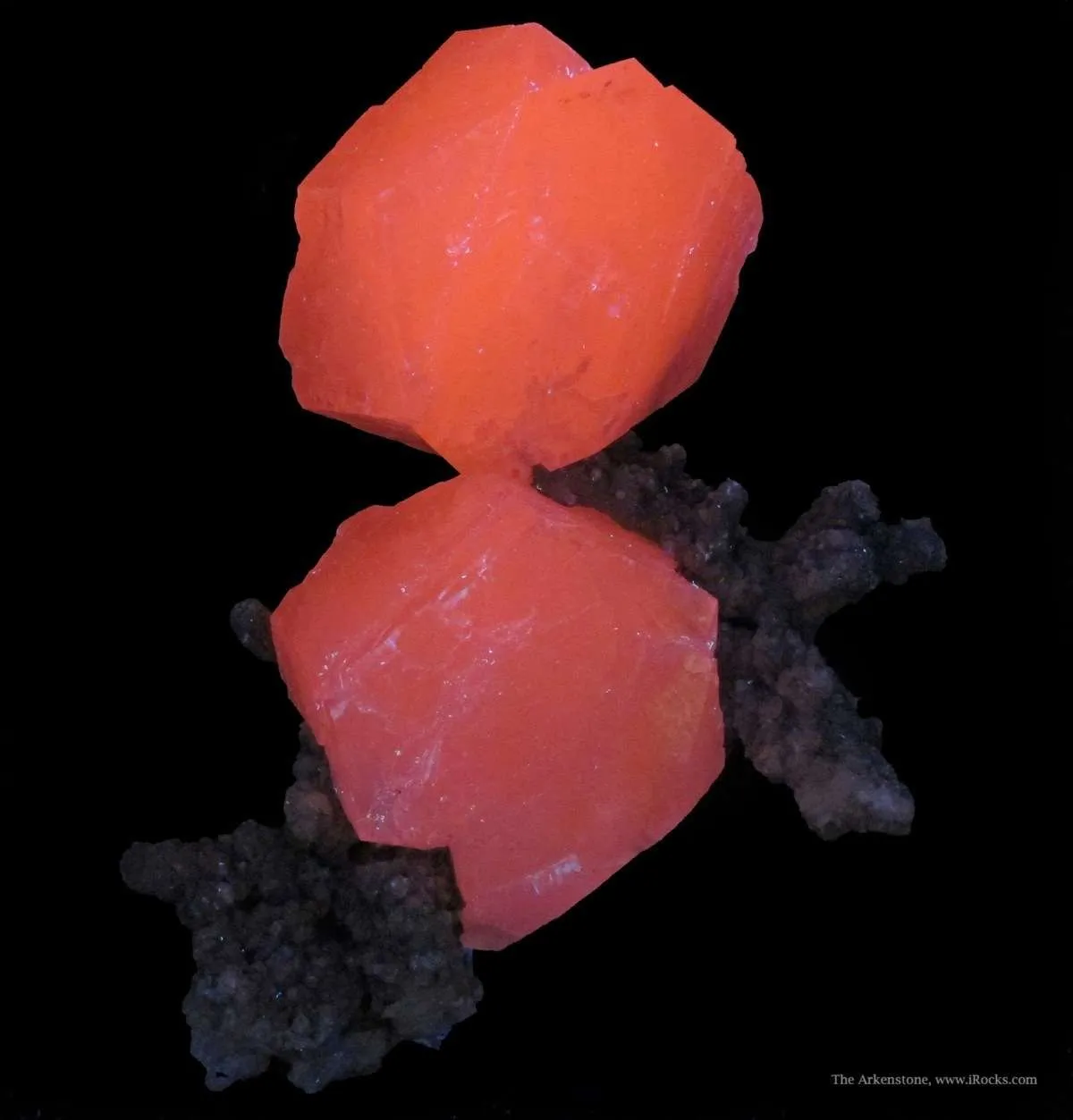 Calcite Var. Manganoan (Fluorescent) - image 7