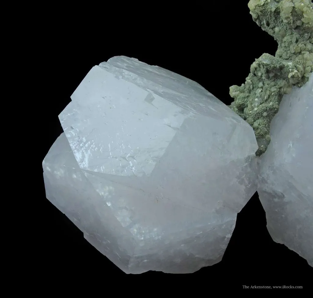 Calcite Var. Manganoan (Fluorescent) - image 3