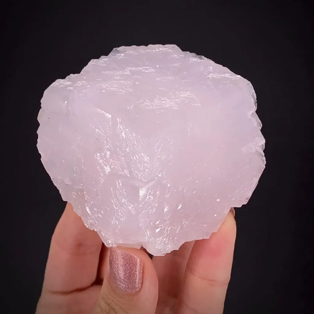 Calcite var. Manganoan (fluorescent) image