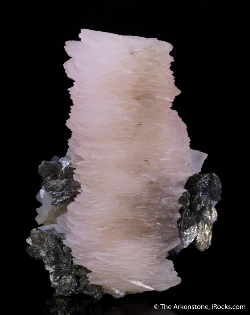 Calcite var Manganoan with Lollingite - image 4