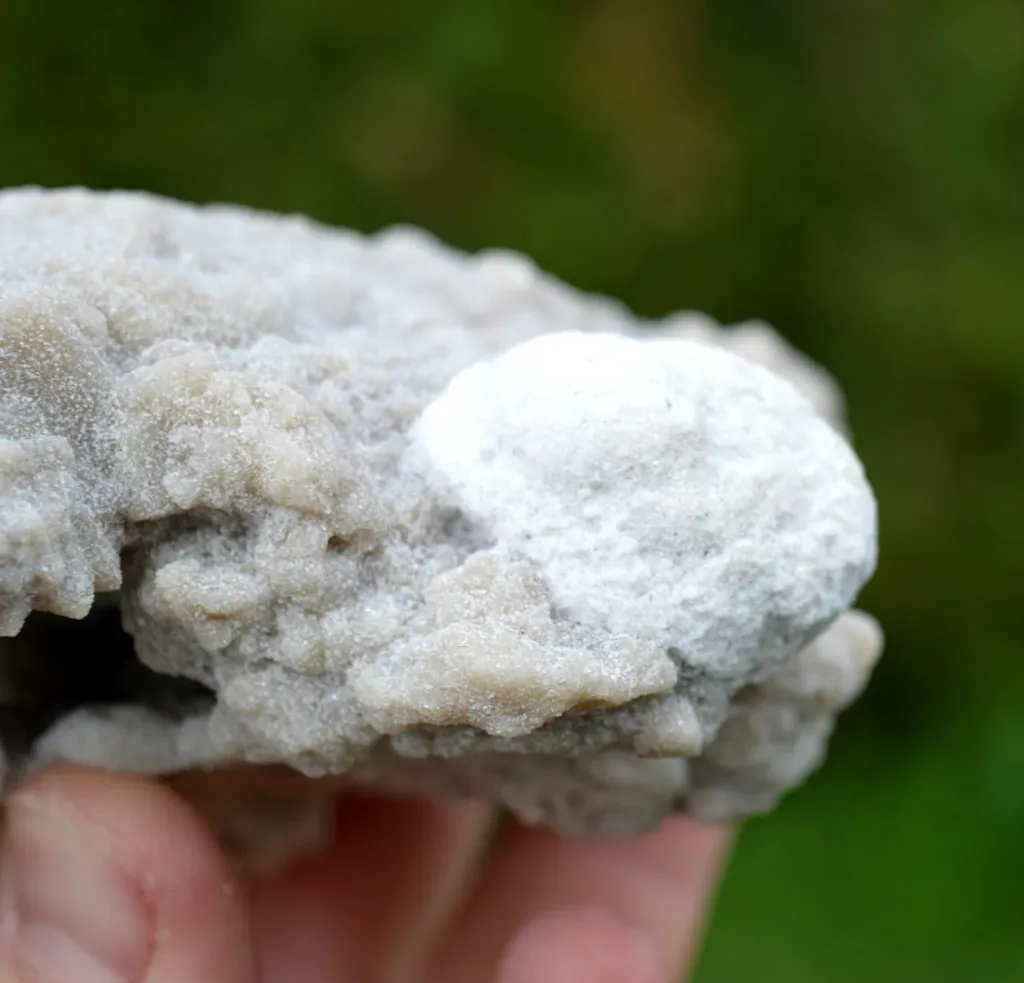 Calcite var sand-calcite & Gogotte - 709 grams - Fontainebleau, Seine-et-Marne, France - image 10