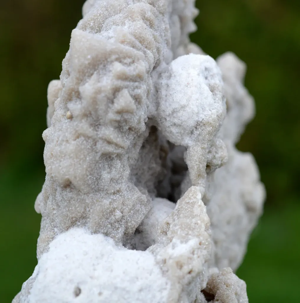 Calcite var sand-calcite & Gogotte - 709 grams - Fontainebleau, Seine-et-Marne, France - image 6