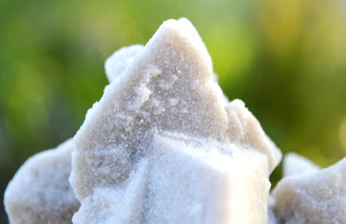 Calcite var sand-calcite & Gogotte - 712 grams - Fontainebleau, Seine-et-Marne, France - image 3