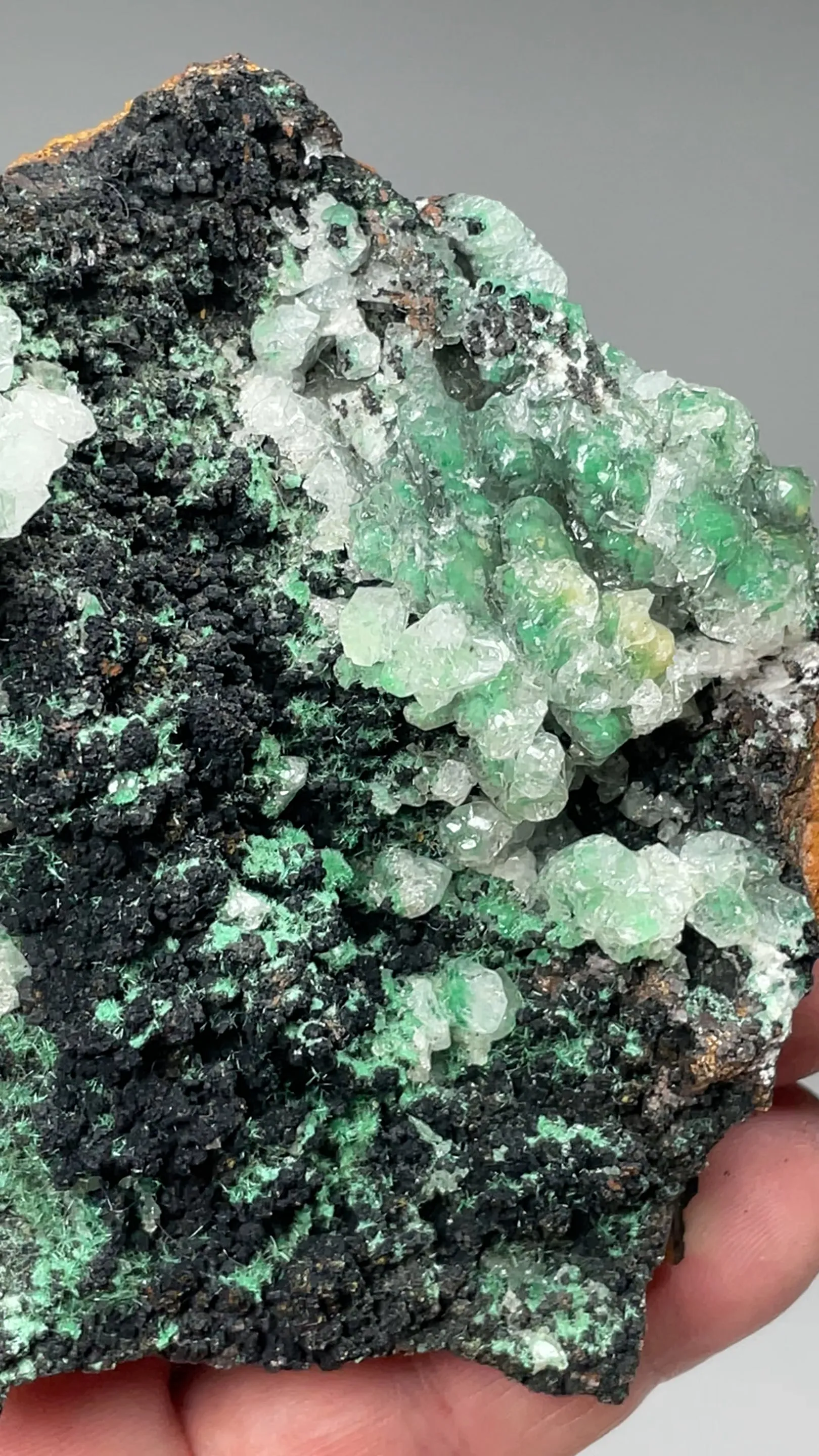 Calcite with Aurichalcite - image 2