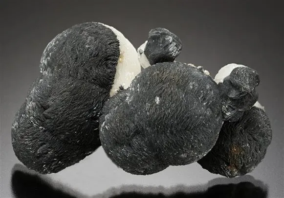 Calcite with Boulangerite inclusions - image 1