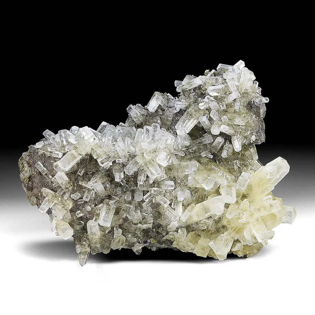 Calcite with Chalcopyrite image