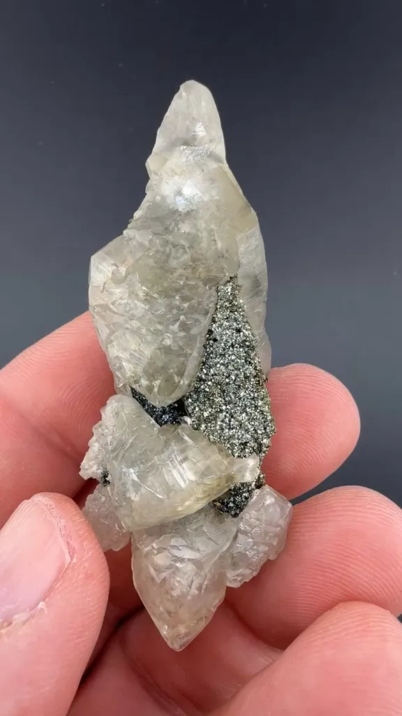 Calcite with Chalcopyrite image