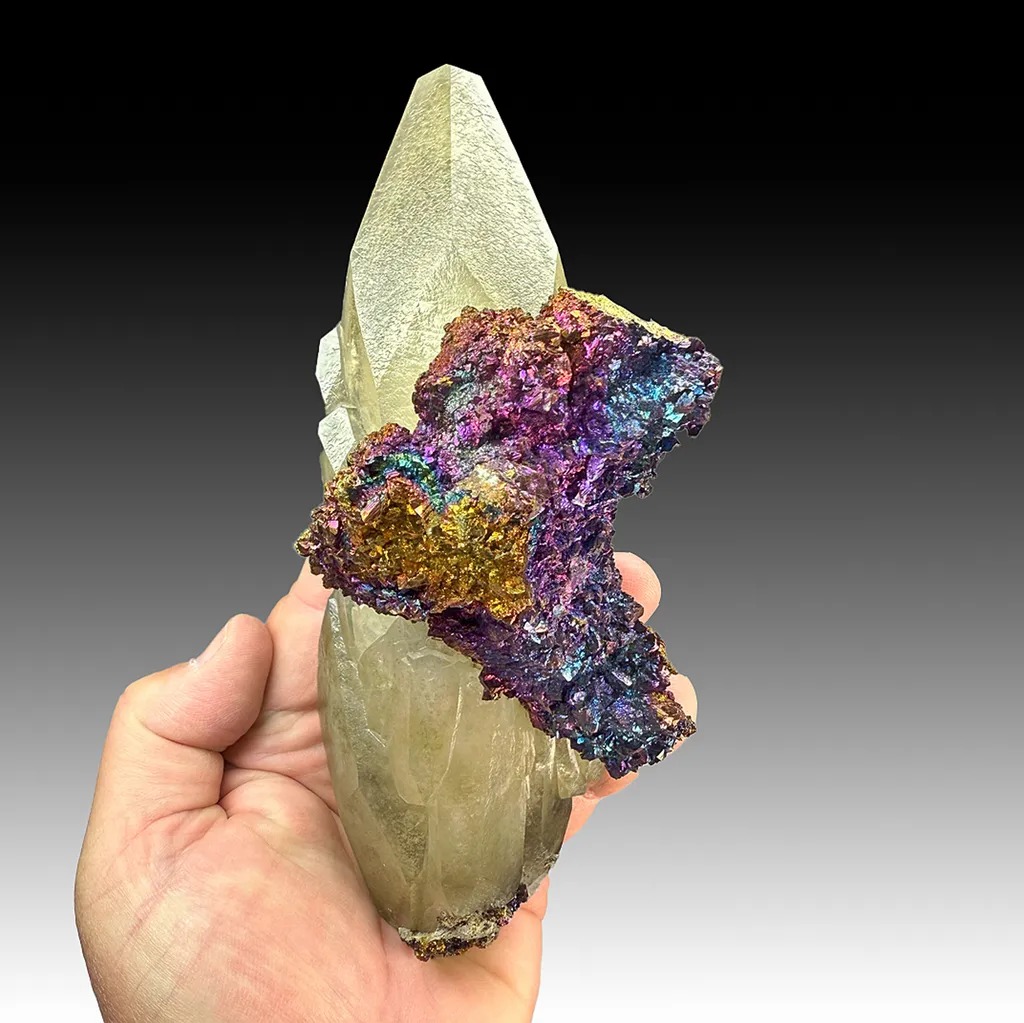 Calcite with Chalcopyrite image