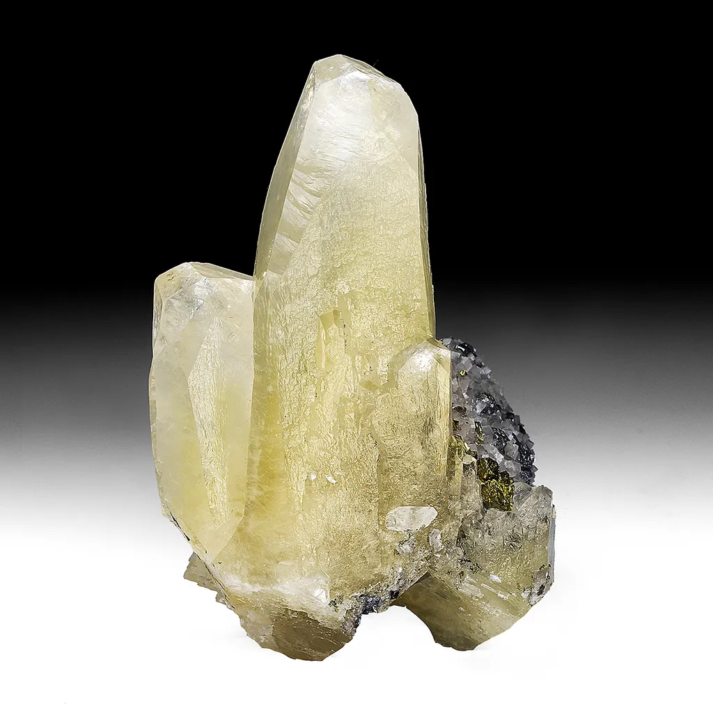 Calcite with Chalcopyrite, Dolomite, Galena image