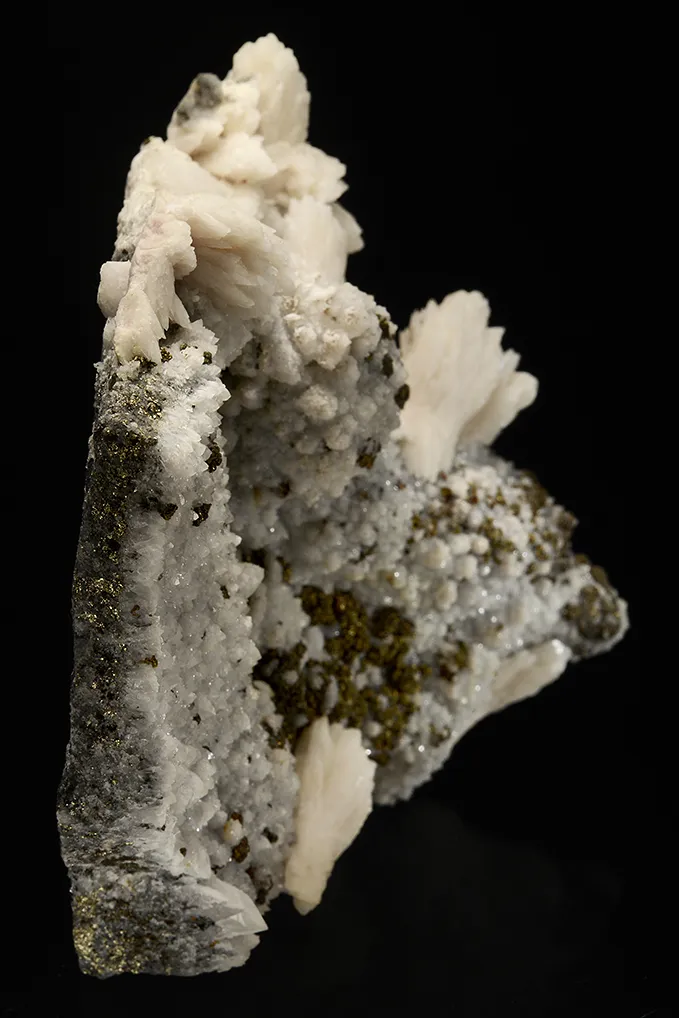 Calcite with Chalcopyrite on Quartz - image 6