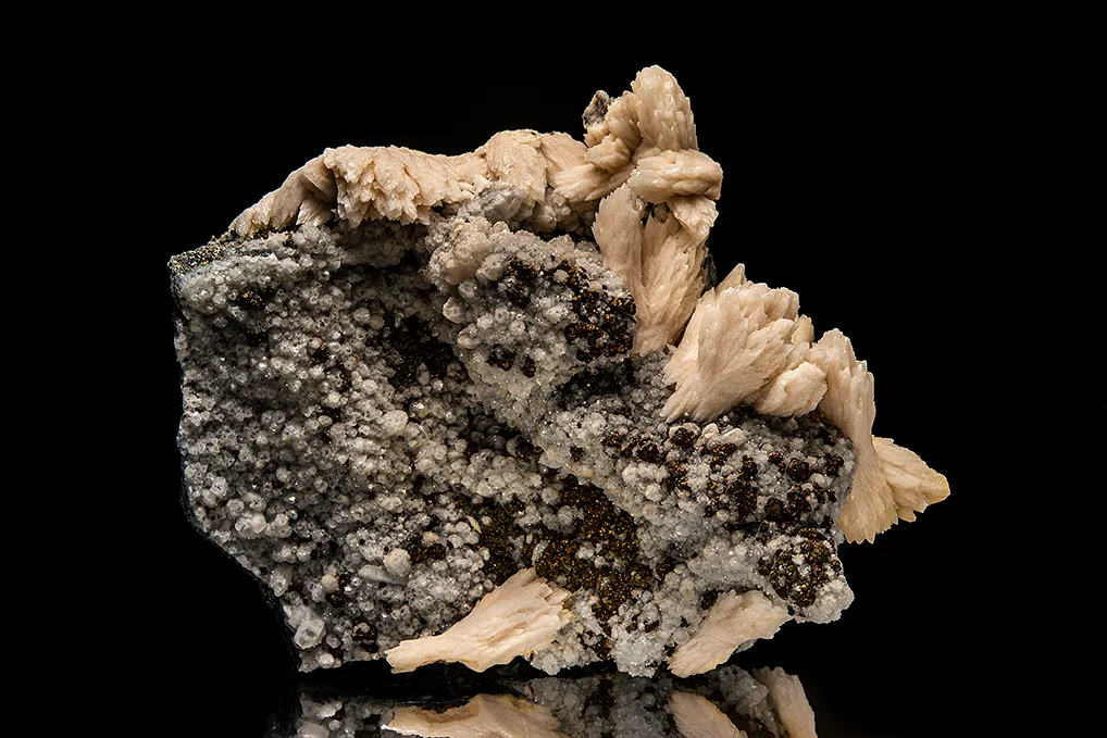 Calcite with Chalcopyrite on Quartz image