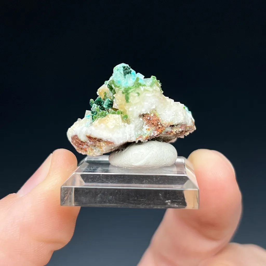 Calcite with Dioptase Inclusions - image 4