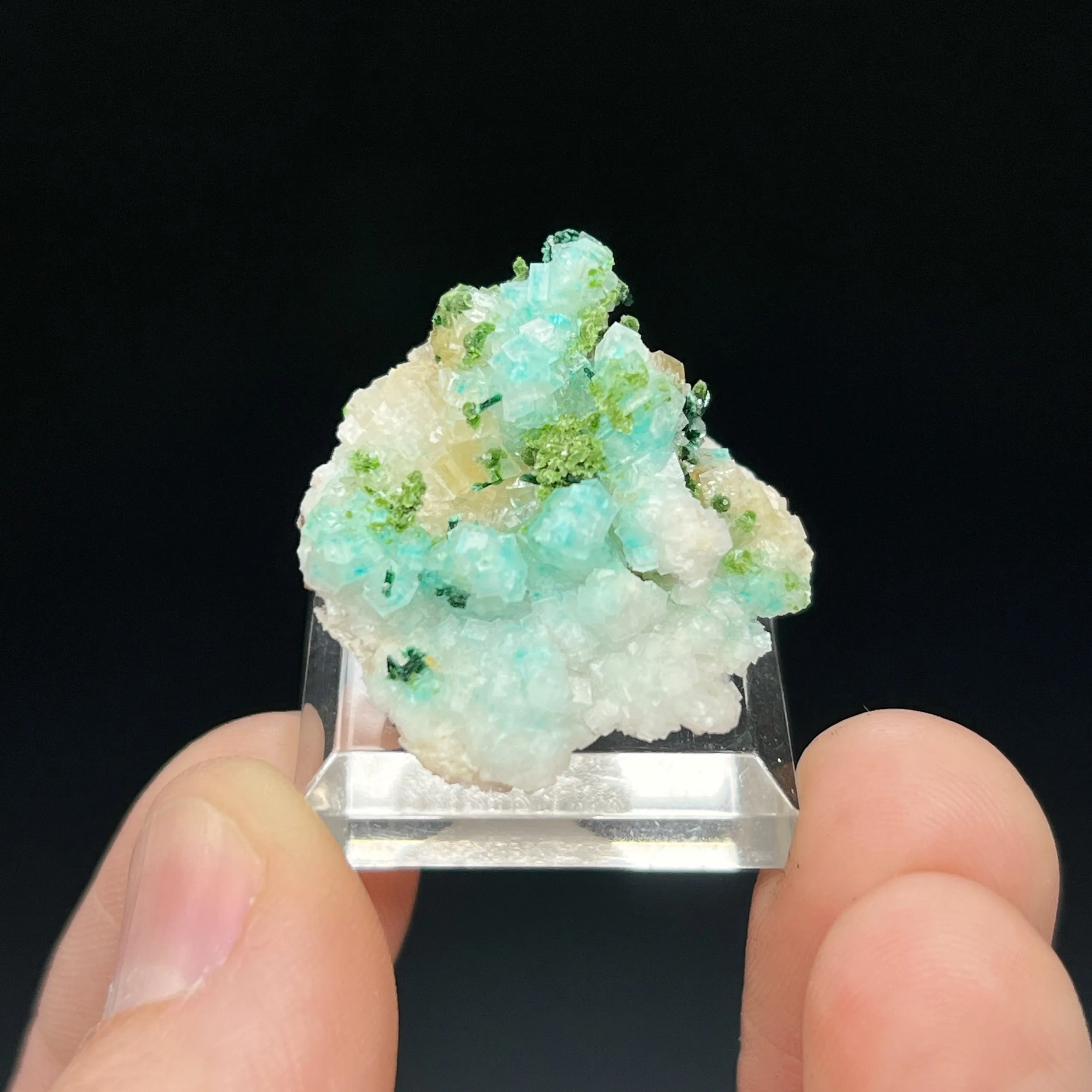 Calcite with Dioptase Inclusions - image 5