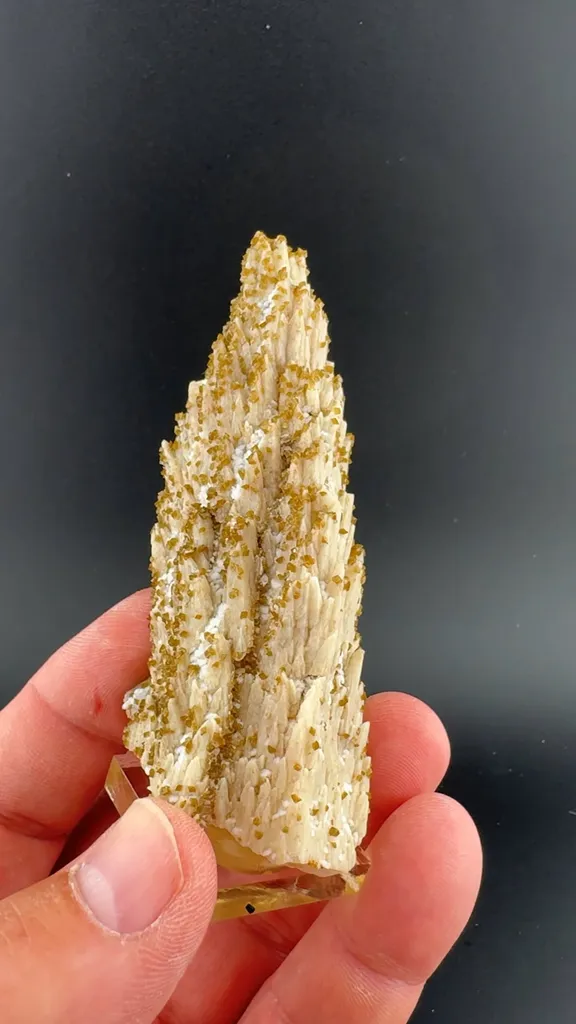 Calcite with Dolomite image