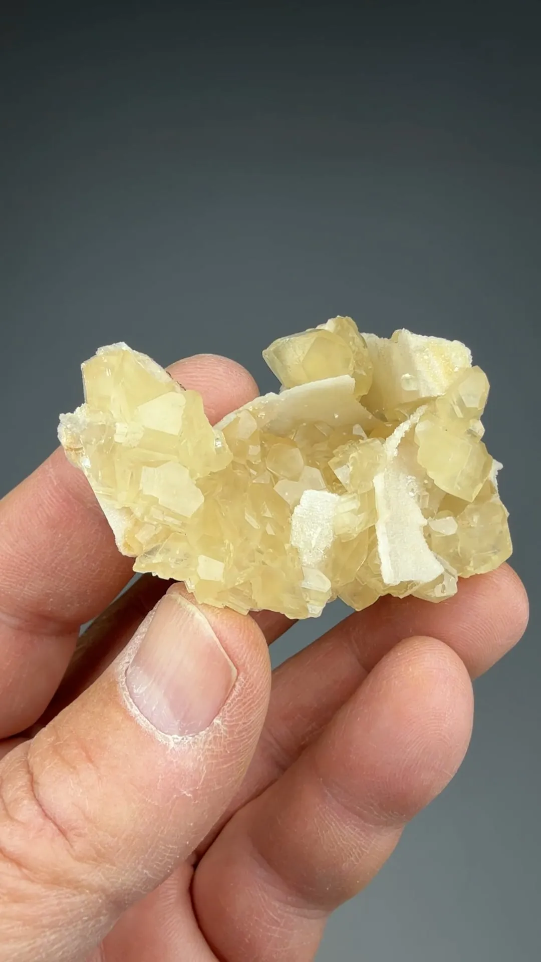 Calcite with Dolomite - image 2